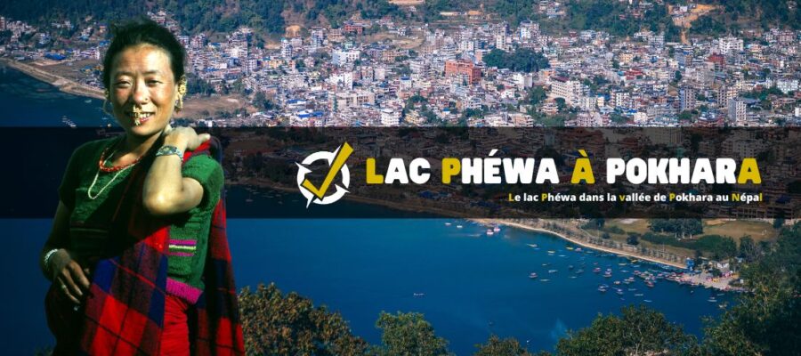 Le lac Phéwa dans la vallée de Pokhara au Népal