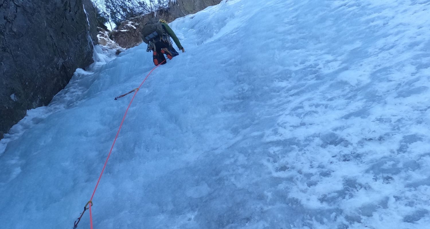 Test piolet Grivel X Monster Tool cascade de glace